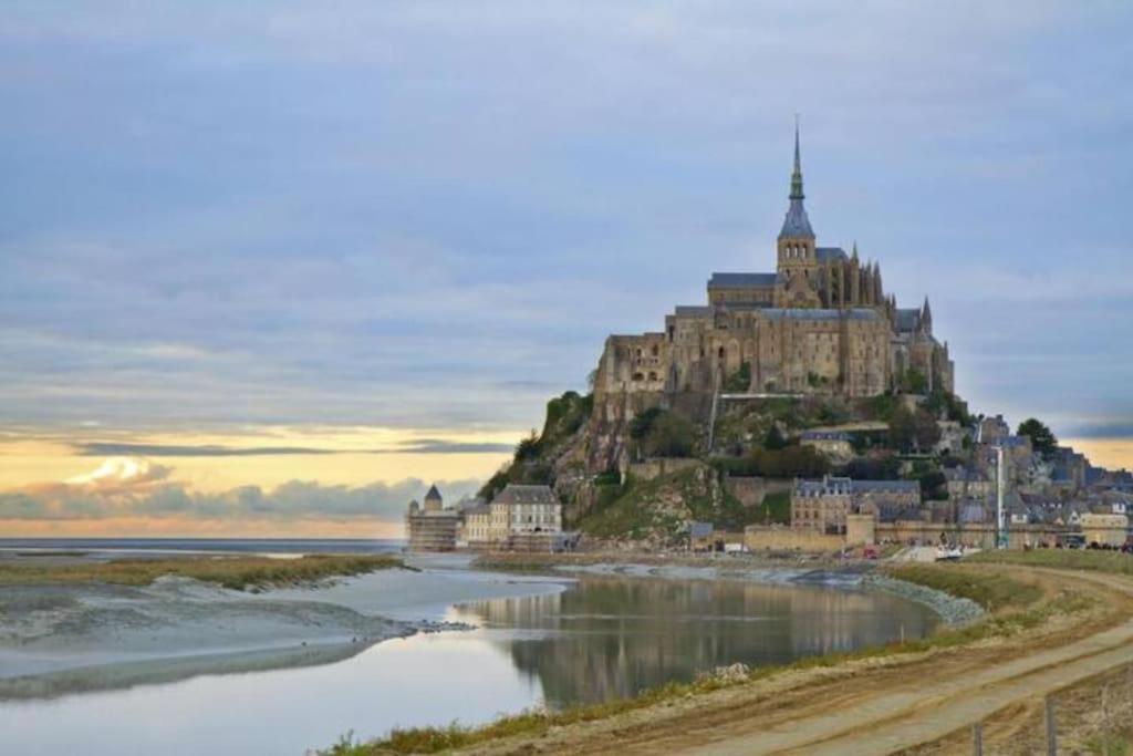 Michel Dinan Exterior photo