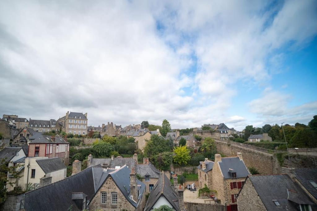 Michel Dinan Exterior photo